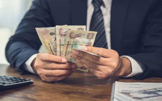  یو اے ای : کن ملازمین کی تنخواہوں میں 92 فیصد تک اضافہ؟