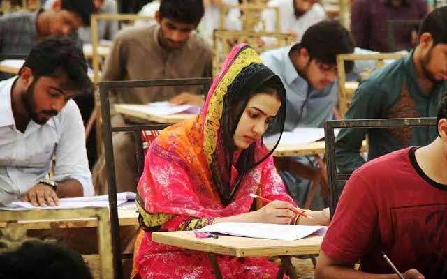 میڈیکل کے سٹوڈنٹس کیلئے خوشخبری ؛ ایم ڈی کیٹ کی رجسٹریشن میں توسیع