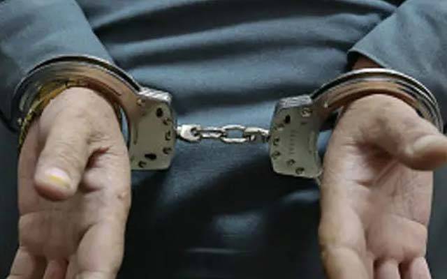غیر قانونی اسلحہ رکھنے کے الزام میں 15 افراد گرفتار
