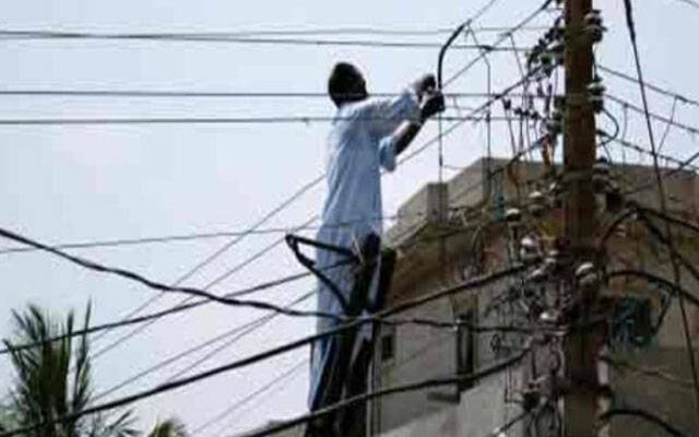 اقبال ٹاؤن میں لیسکو کا بڑا کریک ڈاؤن، 14 بجلی چور رنگے ہاتھوں پکڑے گئے