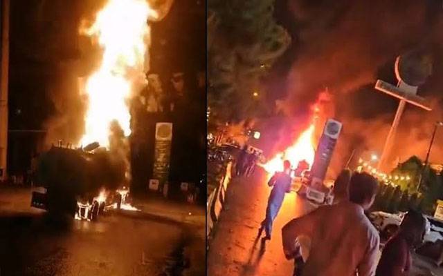 اٹک :پنڈی گھیب میں پٹرول ایجنسی میں اچانک آگ بھڑک اٹھی 