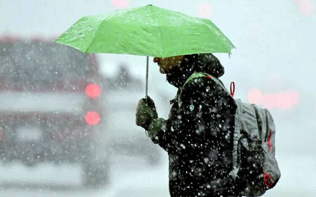 شہر بھر میں بادلوں کے ڈیرے، محکمہ موسمیات نے بارش کی نوید سنا دی