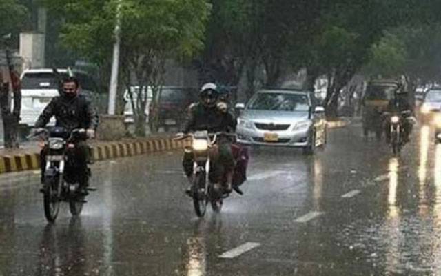 شہر کے مختلف علاقوں میں بارش،  موسم خوشگوار