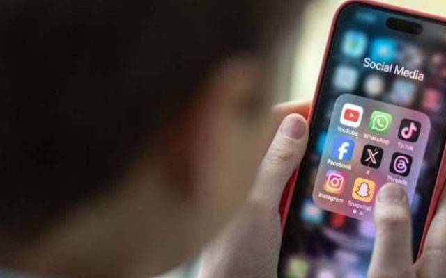 16 سال سے کم عمر بچوں کی سوشل میڈیا تک رسائی محدود کرنے کی قرارداد پنجاب اسمبلی میں جمع
