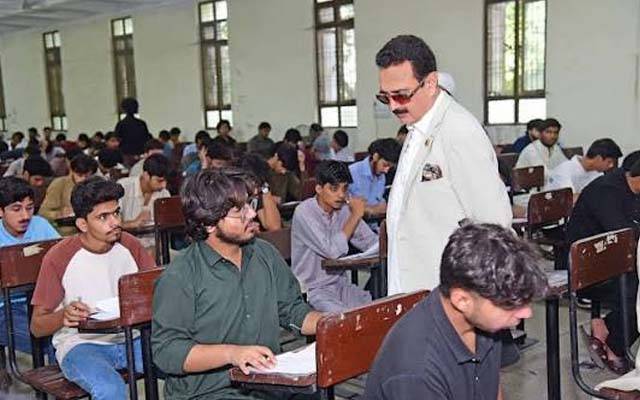 انڈرگریجوایٹ ڈگری پروگرامز الرٹ; داخلہ ٹیسٹ شیڈول جاری 