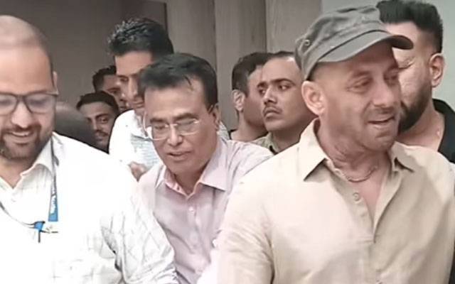 سلمان خان کی تازہ ویڈیوز نے مداحوں کو تشویش میں مبتلا کر دیا