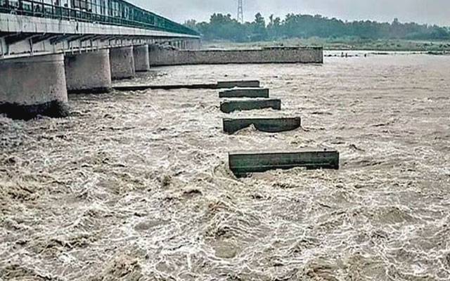 دریائے چناب میں پانی کی سطح بلند، ہیڈ مرالہ پر اونچے درجے کا سیلاب