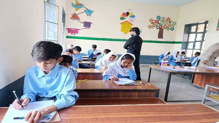 پنجاب ایجوکیشن فاؤنڈیشن کے ماتحت سکولوں کی سبسڈی بڑھانے کی تجویز