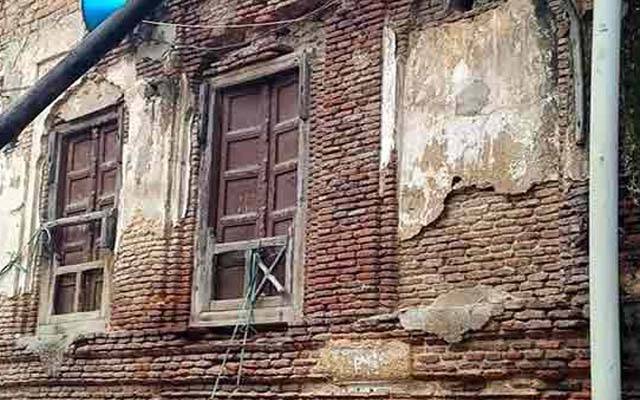 اندرون لاہور میں 254 خطرناک عمارتوں کی نشاندہی: 105 مخدوش عمارتیں خالی کروالیں 