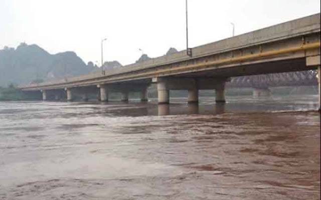 دریائے راوی میں بلوکی بیراج کے مقام پر نچلے درجے کا سیلاب ریکارڈ