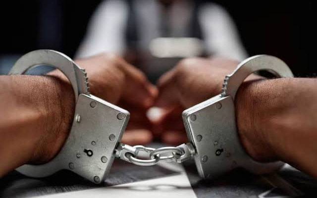 لاہور میں منشیات فروشوں کے خلاف کریک ڈاؤن، بھاری مقدار میں چرس اور پوست برآمد