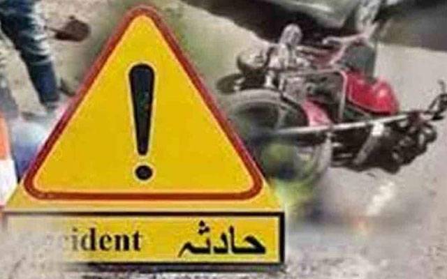 شہرِ قائد میں تیز رفتار ٹرک کی ٹکر سے 3 افراد جاں بحق