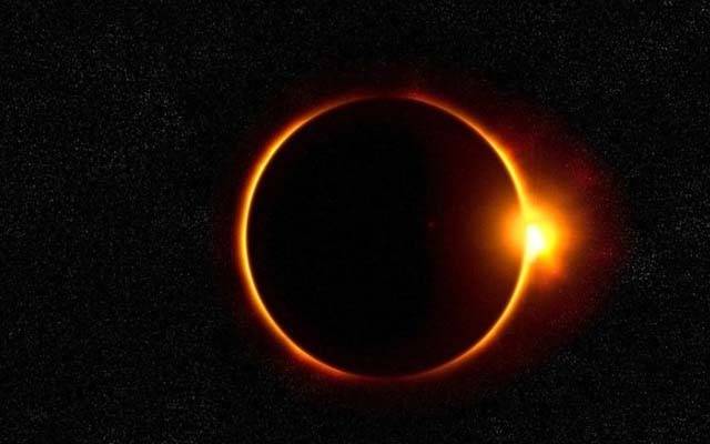2 برس بعد مکمل سورج گرہن لگے گا؛ تاریخ اور وقت سامنے آگیا 