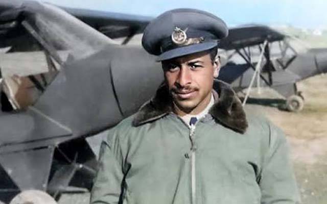 دنیا کے پہلے سیاہ فام پائلٹ احمد علی چیلیکتن کو عالمی شناخت نہ مل سکی