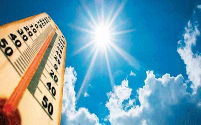 لاہور میں حبس اور گھٹن برقرار، آئندہ 24 گھنٹوں میں بارش کا امکان