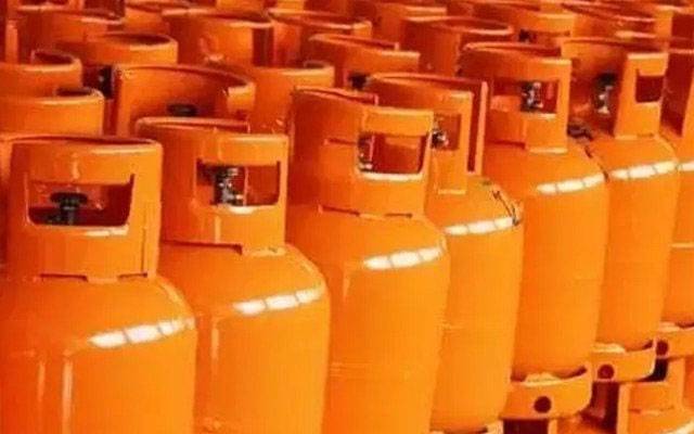 چنیوٹ میں ایل پی جی کی قیمتوں کو پر لگ گئے، ایک ہی روز میں بڑا اضافہ