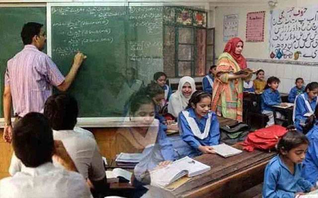 ہائی سکولوں کے سربراہان کو 6 روز میں 37 ہزار نئے طلباء لازمی داخل کرنے کا حکم