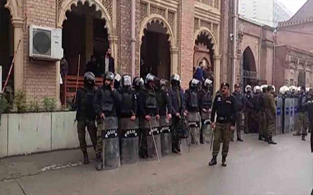 جمعۃ المبارک: آئی جی پنجاب کا لاہور سمیت صوبہ بھر میں سکیورٹی مزید سخت کرنے کا حکم