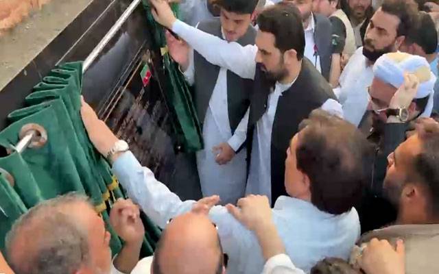 وزیراعلیٰ خیبرپختونخوا نے ضلع خیبر میں 2 ارب روپے سے زائد کے ترقیاتی منصوبوں کا افتتاح کر دیا