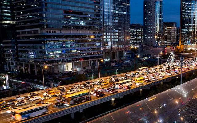 تجارتی دباؤ کے باوجود چین اپنی معاشی پالیسی پر ڈٹ گیا