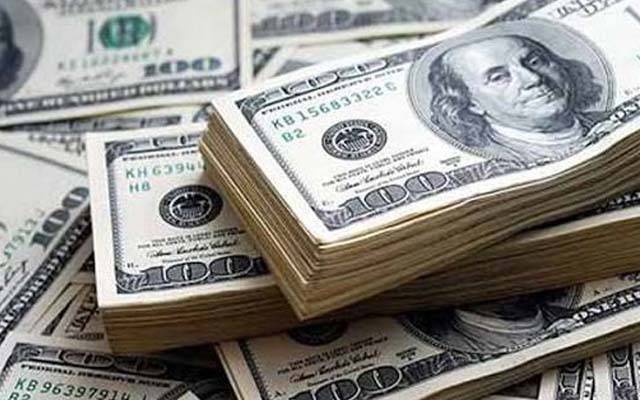 ڈالر انٹر بینک میں سستا اوپن مارکیٹ میں مہنگا 