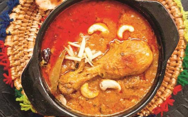 چکن قورمہ پسند ہے؟ بنانے کی آسان طریقہ جانیے 