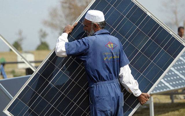 ملک میں چھوٹے سولر صارفین کیلئے بڑی سہولت، نوٹیفکیشن جاری 