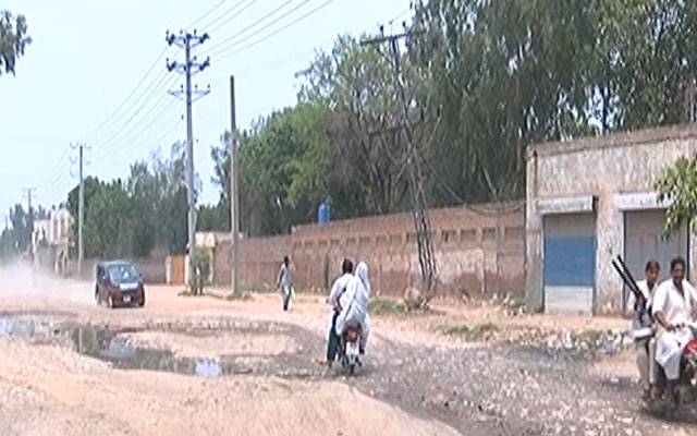 اچھرہ بازار کی پیر غازی روڈ کھنڈرات میں تبدیل، شہری پریشان