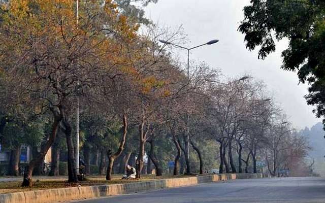 ملک کے بیشتر علاقوں میں موسم گرم اور حبس رہنے کی پیشگوئی
