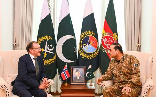 فیلڈ مارشل سید عاصم منیر سے ناروے کے وزیر خارجہ ایسپن بارتھ ایڈ کی ملاقات