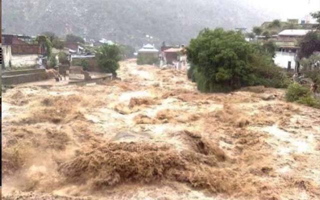 بارشوں کے اسپیل میں شدت،دریاوں میں سیلاب کا خدشہ ؛ نیا الرٹ جاری 