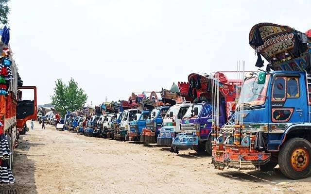 پاکستان گڈز ٹرانسپورٹ اتحاد اور حکومت کا ڈیڈلاک برقرار: ملک گیر ہڑتال جاری 