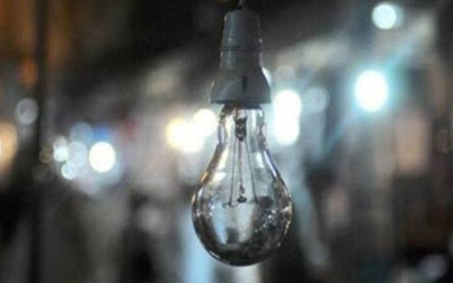 لاہور کے مختلف علاقوں میں غیر اعلانیہ لوڈشیڈنگ، شہریوں کی زندگی اجیرن