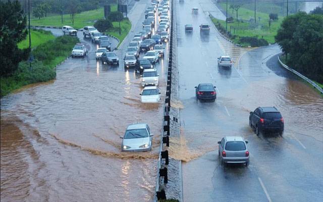 راولپنڈی, اسلام آبا  میں طوفانی بارش، انتظامیہ ہائی الرٹ، فیلڈ سٹاف کی چھٹیاں منسوخ