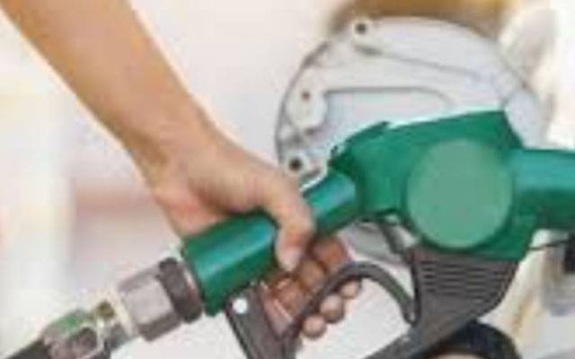 روس میں پٹرول بحران ،متعدد علاقوں میں ایندھن کی فروخت محدود
