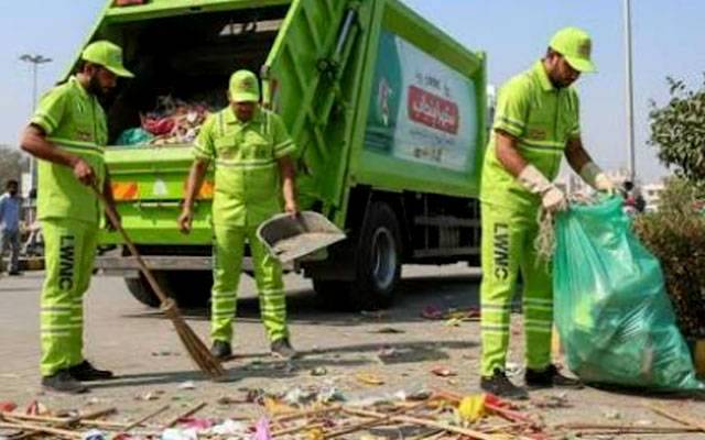 لاہور ریلوے اسٹیشن اور اطراف میں خصوصی صفائی آپریشن، 250 سے زائد ورکرز تعینات