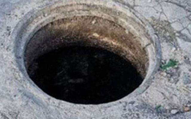 ہنجروال: بچے کے گٹر میں گرنے کا واقعہ، غفلت کے مرتکب افراد کے خلاف مقدمہ درج
