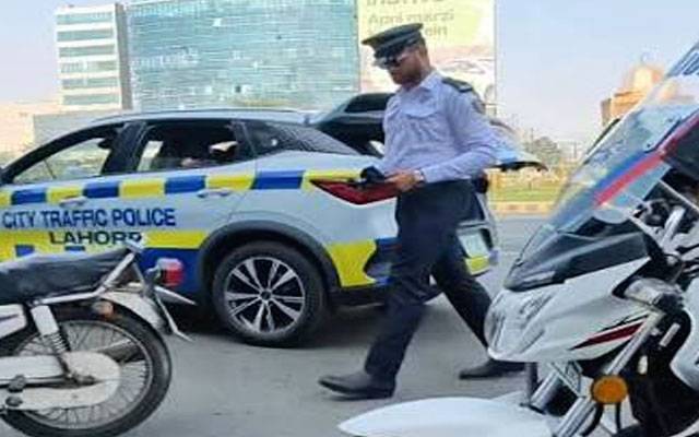 پنجاب میں ٹریفک چالان کا نظام متاثر، ون ایپ تکنیکی خرابی کے باعث بند