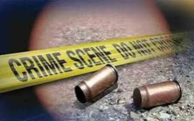 کاہنہ: مبینہ پولیس مقابلہ، ملزم اپنے ہی ساتھیوں کی فائرنگ سے ہلاک