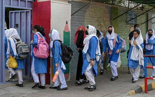 ہائر سیکنڈری اسکولز کھلنے میں 4 روز باقی، تعلیمی سال سے قبل بڑا مسئلہ