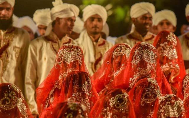 شادی کی اجتماعی تقریب؛ 40 دلہے منتظر دلہنیں غائب 