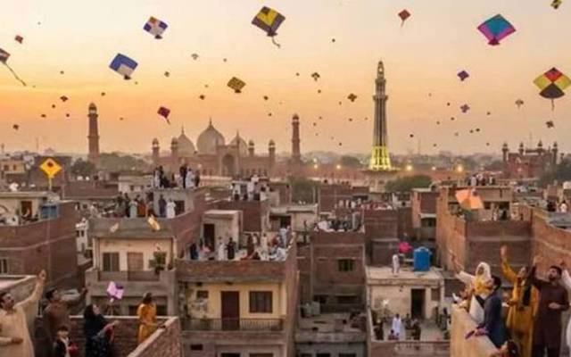 بسنت پورٹل کب کھلے گا؟ پتنگ سازوں کی انتظامیہ سے اہم ملاقات