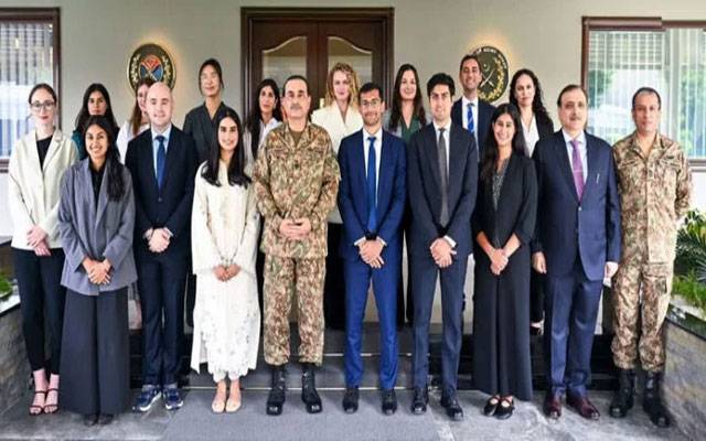 نوجوانوں کو حقائق پر مبنی تجزیاتی صلاحیتوں کے استعمال پر توجہ دینی چاہیے: فیلڈ مارشل سید عاصم منیر
