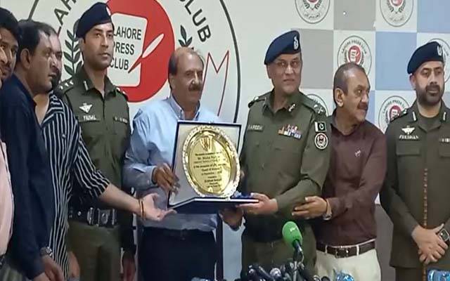 ناکوں پر لوگوں سے ڈیلکرنے والوں کو باڈی کیم لگا رہے ہیں : آئی جی پنجاب 