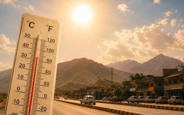 شہر میں تیز دھوپ کے باعث گرمی کی شدت میں اضافہ