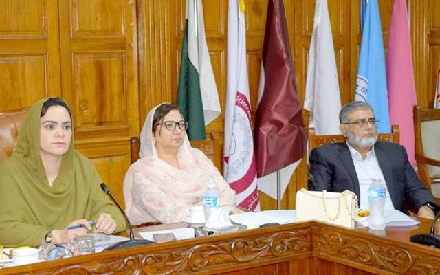 یو ایچ ایس اور رائل کالج آف فزیشنز لندن کا پوسٹ گریجوایٹ میڈیکل تعلیم میں تعاون پر اتفاق
