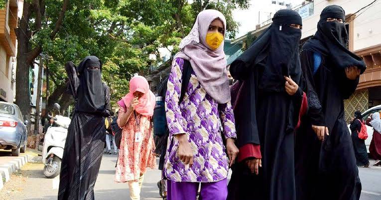 آسٹریا میں 14 سال سے کم عمر طالبات کے حجاب پر پابندی نافذ