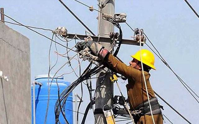لاہور میں ریسٹورنٹ پر لیسکو کا چھاپہ، 8 لاکھ روپے کی بجلی چوری پکڑی گئی