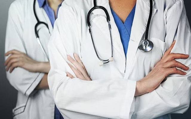 ڈاکٹروں کی ٹرانسفر پوسٹنگ، این او سی جاری کرنے پر پابندی عائد