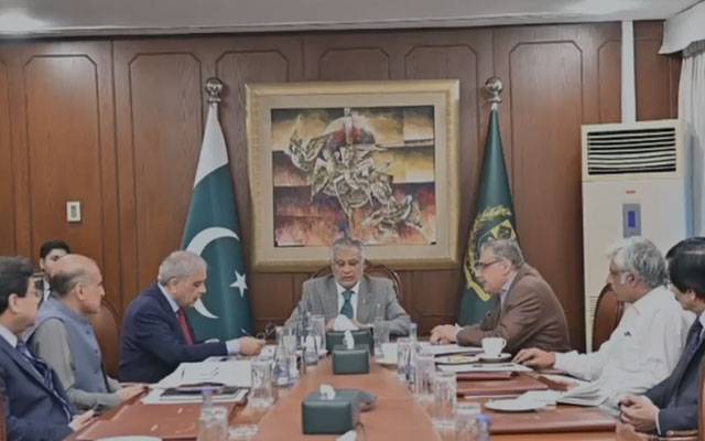آزاد کشمیر کے عوام کی فلاح حکومتِ پاکستان اور حکومت آزاد کشمیر کی ترجیح ہے: اسحاق ڈار